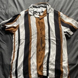 Mens short sleeve button down Medium